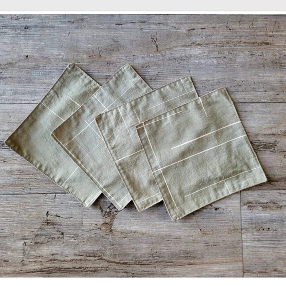 4pk reusable table napkins